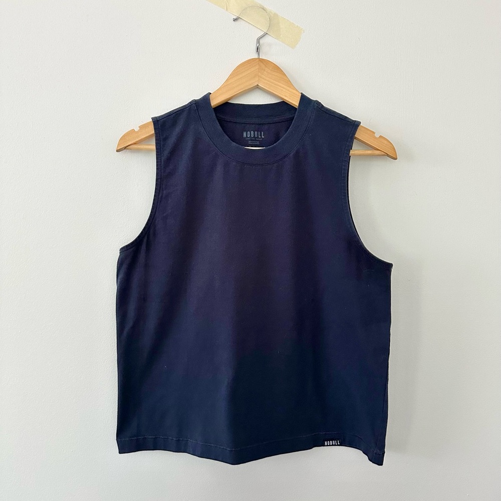 EUC NOBULL Women’s Heavyweight Sleeveless Muscle Tee in Ink Size M